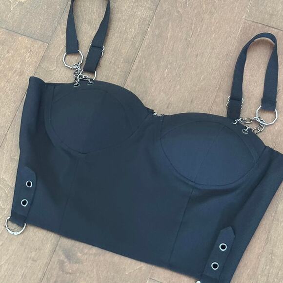 Vampy Black Corset Crop Top with Chain Details - Picture 1 of 4